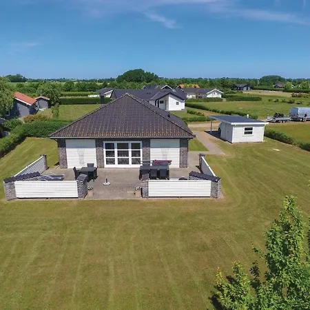 Dom wakacyjny Three Bedroom Holiday In Sydals Sønderborg